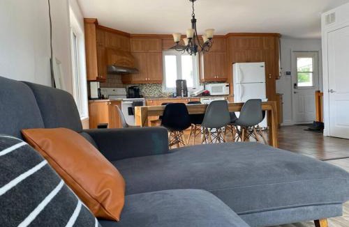 Saint-Raymond Ski Chalet | La Roue Dort