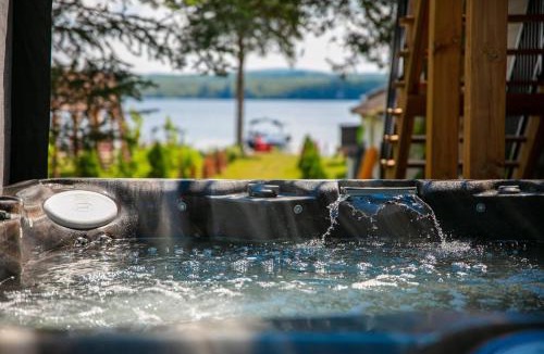 Deauville Ski Chalet | La Vue O-Lac Magog