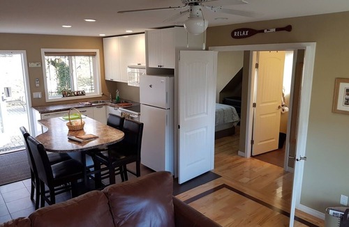 Central Okanagan House | Lake Country, Vineyard and Walnut grove setting, Wood Lake view