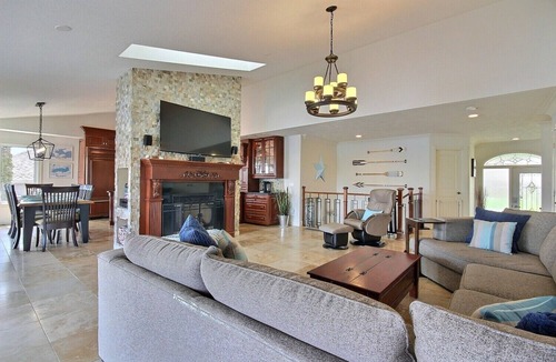 Brighton House | Lake House w/Hot tub, Boat Slip, Pool Table and Fire pit - 5 min to beach!