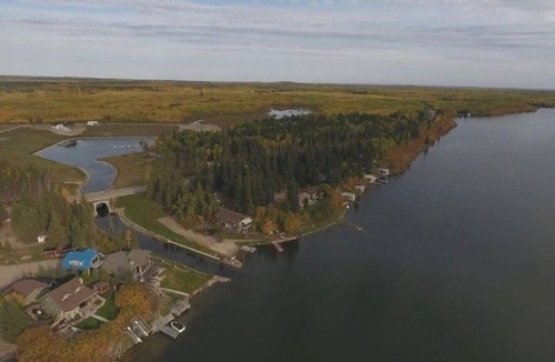 Loon Lake House | Lakefront Cabins for Rent, with private marina - Cabin 3