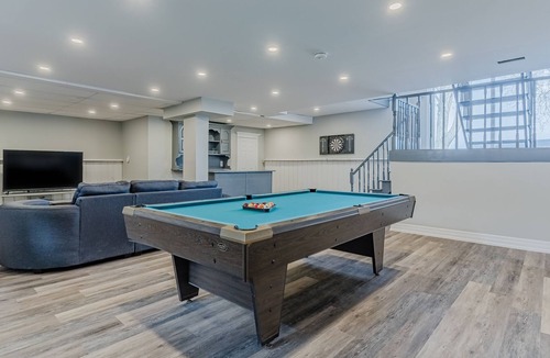 Kawartha Lakes Cottage | Lakefront Cottage with Hot Tub and Pool Table