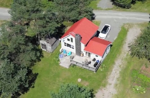Amherst Cottage | Lakefront Cottage - Sutherland Lake, NS