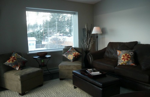 Central Okanagan House | Lakefront Guest House - Two bedrooms and two bathrooms