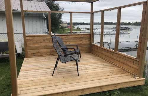 Division No. 11 Cabin | Lakefront home on Wizard Lake