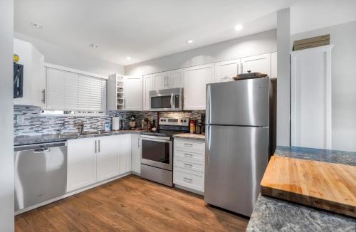 Shawnigan Lake Apartment | Lakefront Suite on Shawnigan Lake