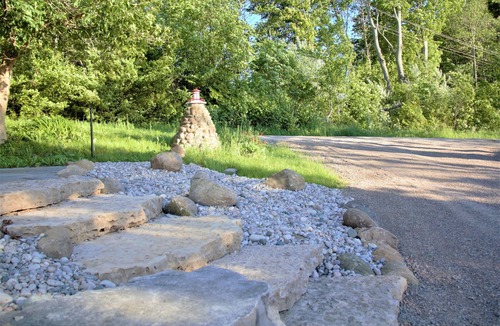 South Bruce Peninsula Ski Chalet | LAKEHOUSE CHALET on Sky Lake, 5 Bed, Majestic Sunsets and Spacious living