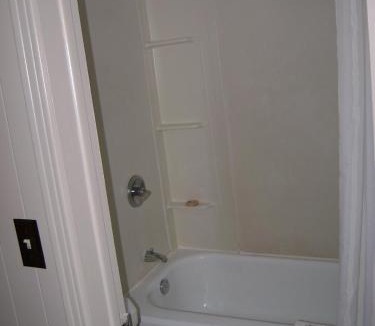 Yarmouth Hotel | Lakelawn B&B and Motel