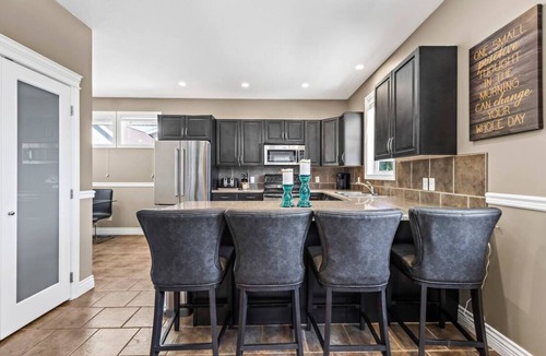 Sicamous Condo | Lakeside Condo, boat slip included/heated garage for Sledders in Winter !