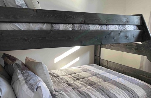 Port Severn Apartment | Lakeside Loft located in Port Severn