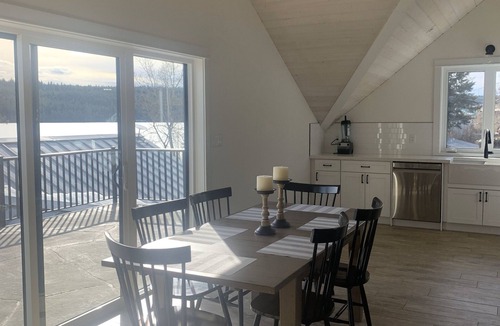 Lac La Hache Cottage | Lakeside Luxury Retreat in Lac La Hache – Dock, Boat launch, & Stunning Views!
