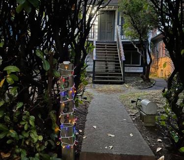 West Side House | Larch House in Vancouver West