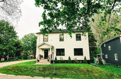 Corner Brook House | Large 3 bedroom house in downtown Corner Brook