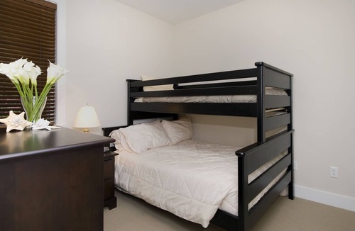 Regional District of Nanaimo House | Large Beach House in the Forest ~ Steps to the Beach