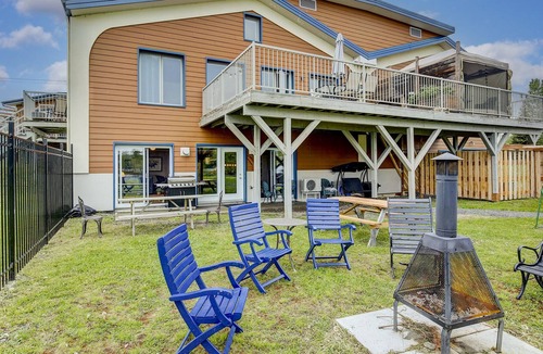 Chateau-Richer Condo | Large condo 20 min from Old Quebec city and Charlevoix. 3 bedrooms, 2 bathrooms