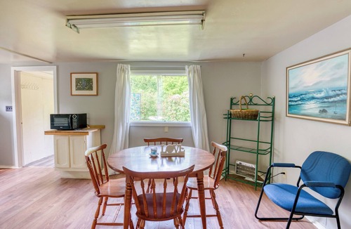 Frontenac Cabin | Large Group Lake Haven: 3-Bed/Bunks!, Sleeps 8, Full Kitchen, AC