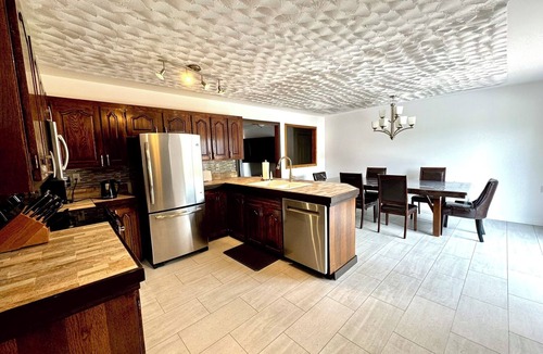 Valemount House | Large mountain home with heated pool and hot tub. Family getaway in Valemount