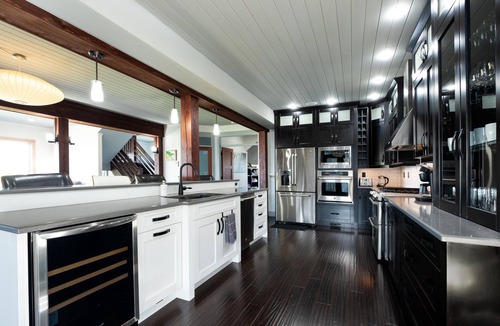 Courtenay House | Large west coast home near the seaside