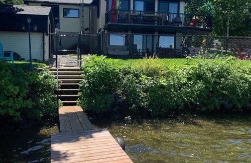 Lac-Brome Ski Chalet | LAST MINUTE, 14:00! Nauticski Lac Brome, Knowlton *Ski Bromont/Sutton/Orford/O-H