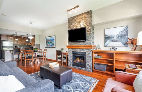 Canmore Condo | Lavish Mountain View Condo - Amazing Views & Resort Perks!