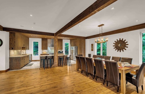 La Minerve Ski Chalet | Lazy Bear Lake House w/Cozy Spa