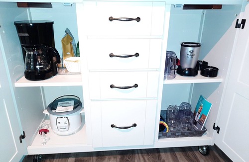 Okanagan-Similkameen House | Lazy Days on Leir-2 Bedroom Guest Basement Suite