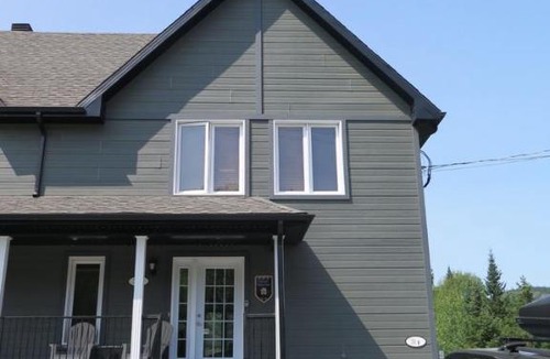 L'Anse-Saint-Jean Apartment | Le 30 de Vebron