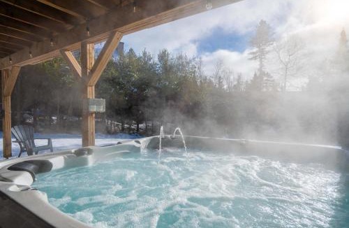 Saint Come Ski Chalet | Le 70 Scandinavian chalet SPA and Pool Table