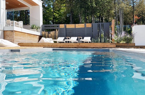Saint-Jean-de-Matha House | Le Bauhaus I Heated pool I SPA I Sauna I Wood fireplac