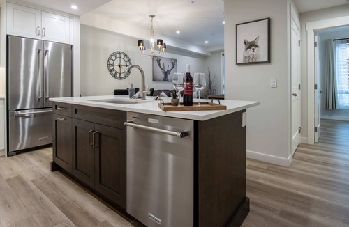 Canmore Condo | Le Bucheron Stunning Spring Creek Luxury condo