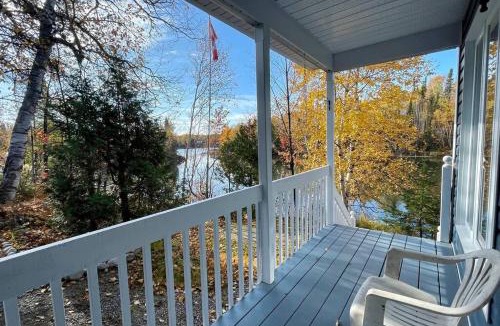 Saint-David-de-Falardeau Ski Chalet | Le Chalet Bleu, aux pieds des Monts-Valin