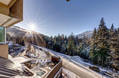 Blackcomb Apartment | Le Chamois 504 - Upper Village