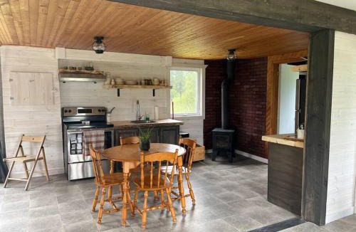 Lac-Saint-Jean-Est Regional County Municipality Ski Chalet | Le Gaston, chalet en campagne