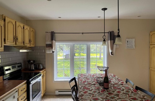 Deauville House | Le hâvre du lac Magog (navigable)