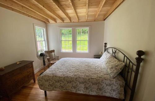 Potton Ski Chalet | Le Highwater - Cabin