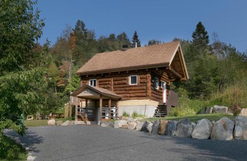 St-Adolphe-d'Howard Ski Chalet | Le log home - Locations du sommet