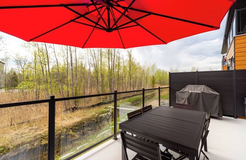 Magog Condo | Le Memph: 3-bedroom condo-chalet with shared SPA Lake Memphremagog