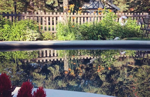 Val David Cabin | Le Montreux: A nice vintage cottage in Village Suisse resort, heart of Val-David