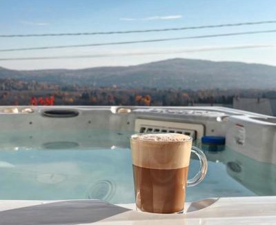 Saint-Jean-de-Matha Ski Chalet | Le sommet du golf avec SPA