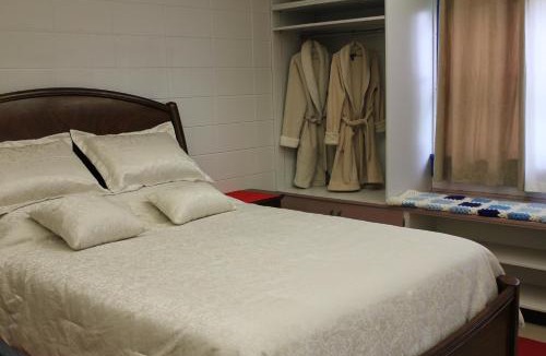 West Central Saskatchewan Bed & Breakfast | Le Vignoble de l'École