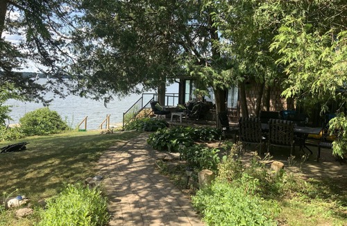 Greater Napanee House | Legacy House - waterfront on Bay of Quinte with spectacular sunsets