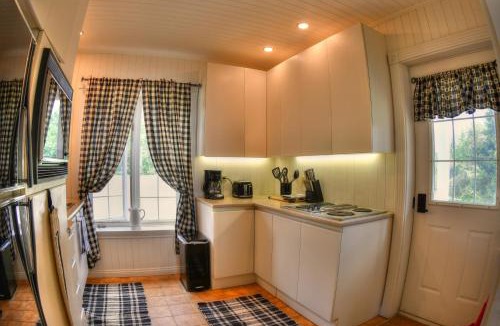 Port-au-Saumon Ski Chalet | Les 2 Iles