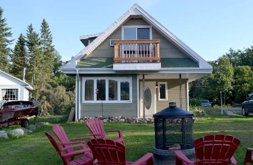 Chute-Saint-Philippe Ski Chalet | Les 4 chalets - Le 609