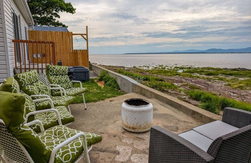 Cap-Saint-Ignace Ski Chalet | Les Chalets Bleus - Family cottage on the banks of the River - Chalet 13