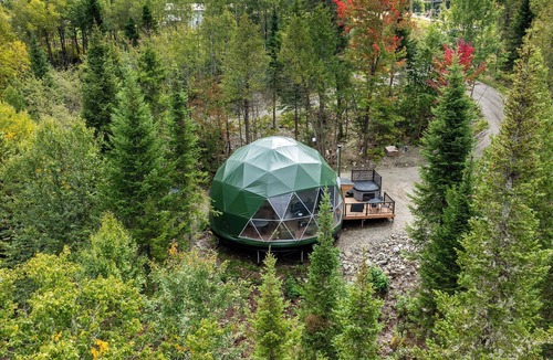 Montmagny Regional County Municipality Ski Chalet | Les Domes de la Riviere Alick SPA et Riviere