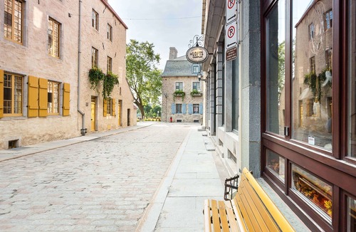 Lower Town Apartment | Les Lofts Champlain - By Les Lofts Vieux-Quebec