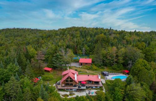 Sainte-Marguerite-du-Lac-Masson Bed & Breakfast | Les Oursons Bed and Breakfast