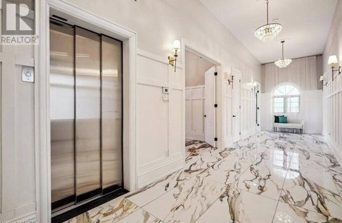 Niagara-on-the-Lake House | LEVEL B GUEST STAY- THE MOST LUXURIOUS ESTATE IN NIAGARA ON THE LAKE!