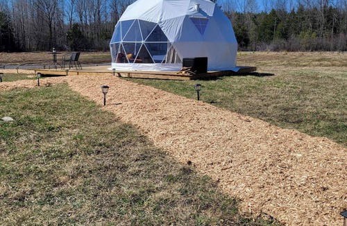 North Grenville Apartment | Limerick Forest Retreat | Luxury Camping Geodome