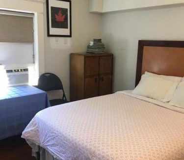 Mount Pleasant House | Linda guesthouse